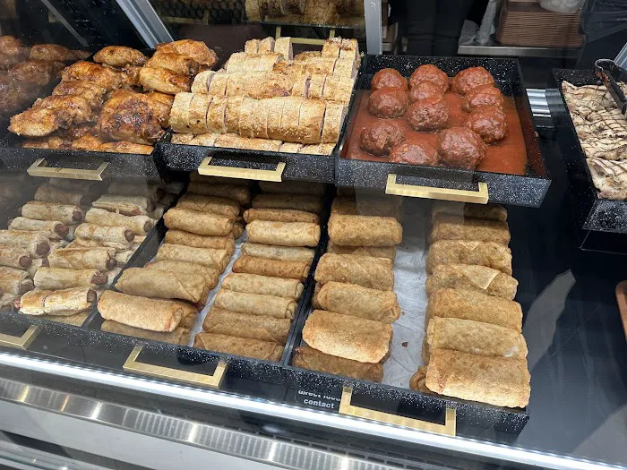 Krispy By GG Uptown Picture 9