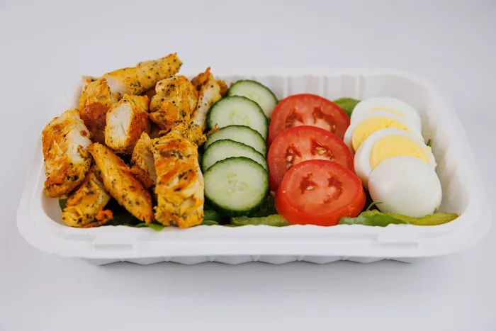 Royal chicken and biscuit Picture 3