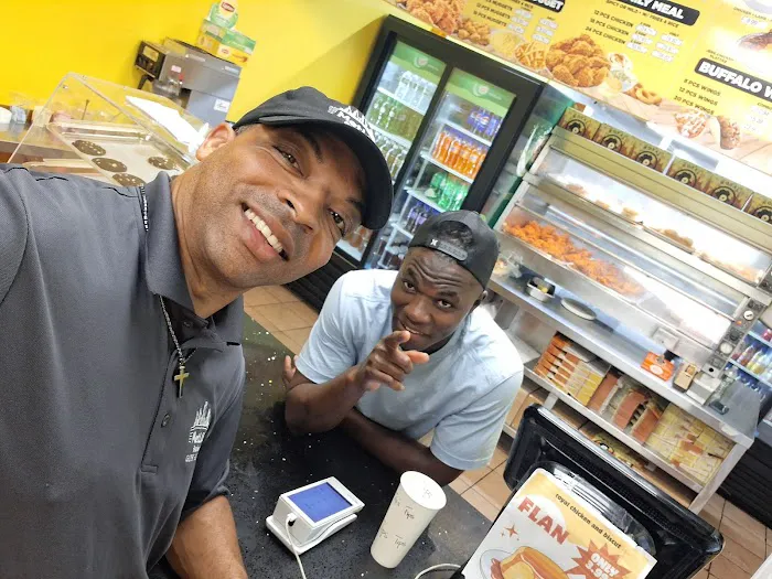 Royal chicken and biscuit Picture 4