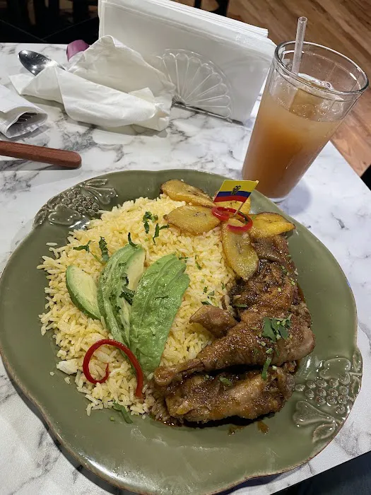 LA Restaurant & Lounge Picture 6