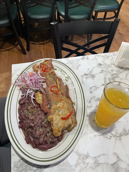 LA Restaurant & Lounge Picture 2