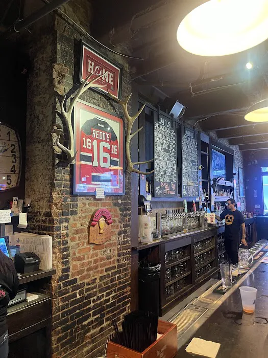 Redd's Biergarten Picture 4