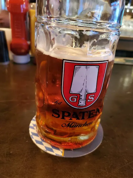 Redd's Biergarten Picture 8