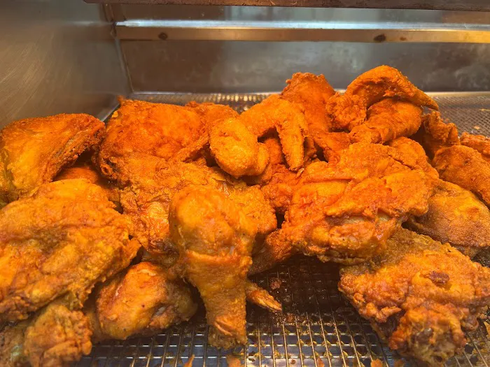 Palace Fried Chicken And Gyro Picture 10