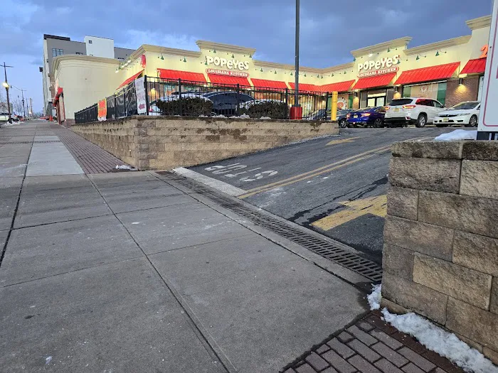 Popeyes Louisiana Kitchen Picture 3
