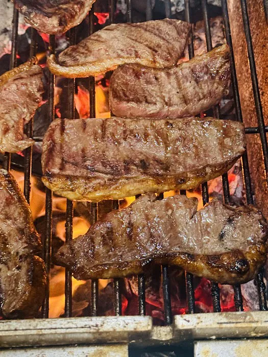 Justin’s BBQ & Cafe Picture 1