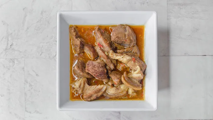 AGEGE BUKKAH RESTAURANT Picture 4