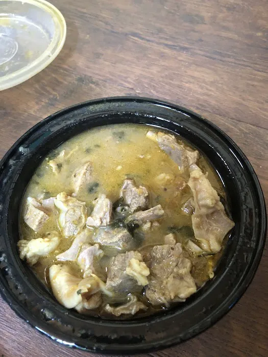 AGEGE BUKKAH RESTAURANT Picture 8