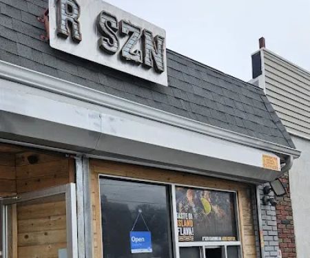 R'SZN Caribbean Jerk Center