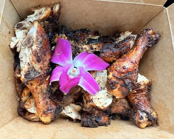 R'SZN Caribbean Jerk Center Picture 9