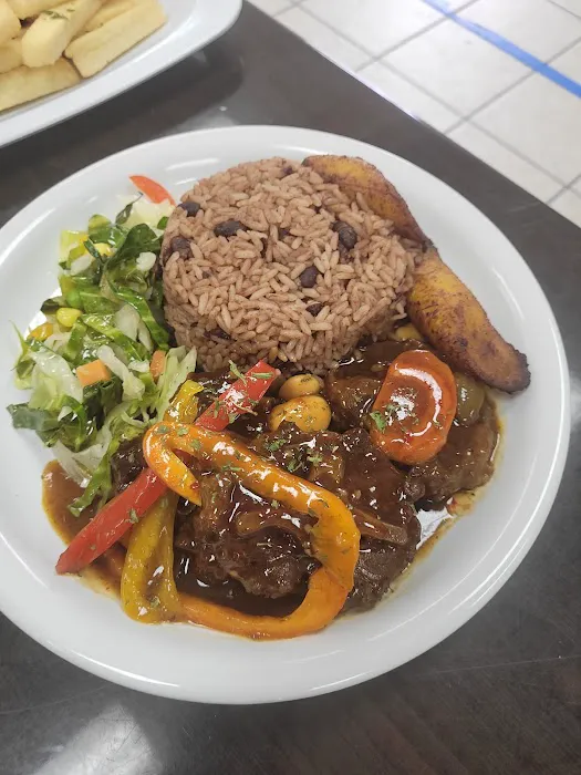 Sun Island Plate Picture 2