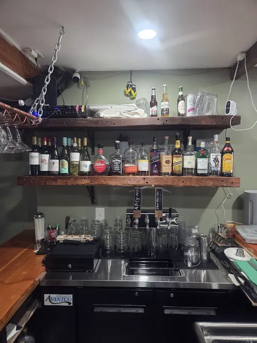 Red Reisa Grill and Catering Picture 3