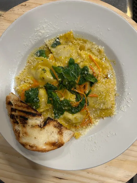 Red Reisa Grill and Catering Picture 4