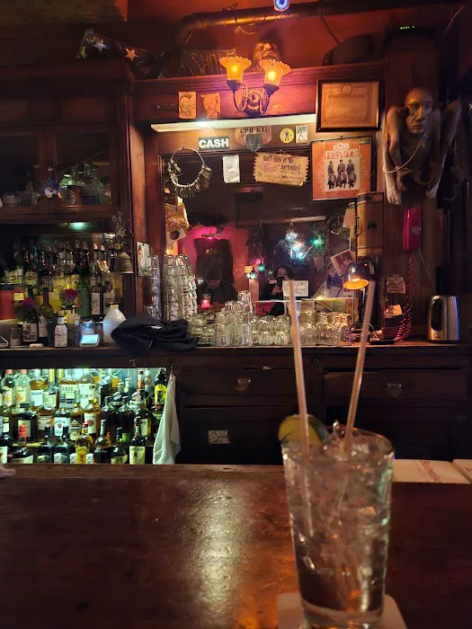 Freddy's Bar Picture 10