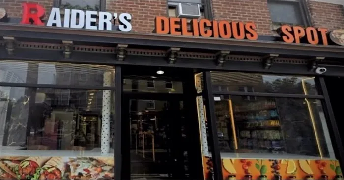 Raider's Delicious Spot deli & grocery Picture 4