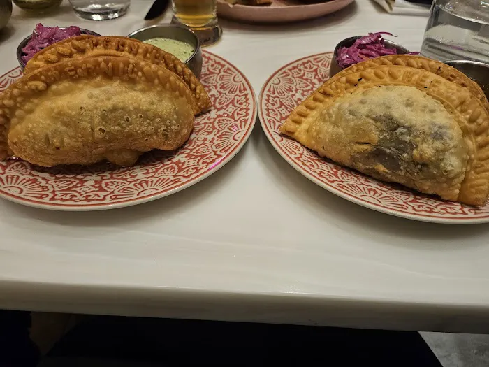 Empanada Loca Restaurant & Bar Picture 2
