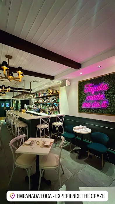 Empanada Loca Restaurant & Bar Picture 1