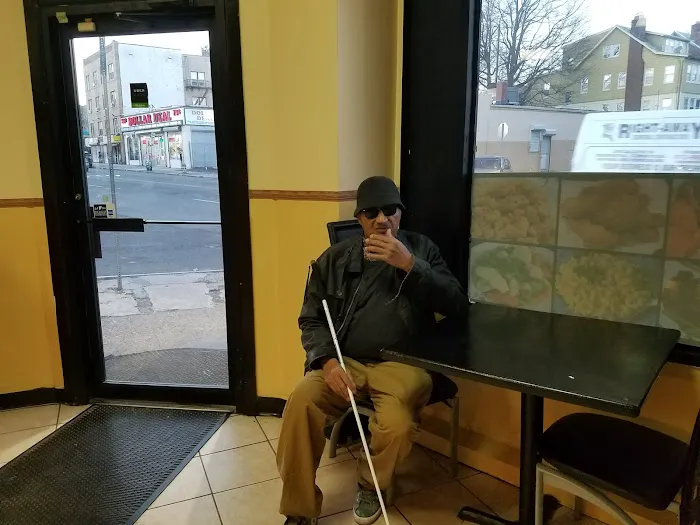 Roy's Fish Fry Picture 3