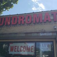 Bruno's Chicken & Waffles (halal) ico