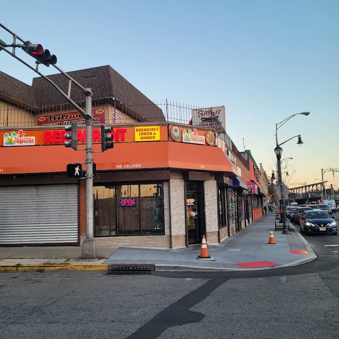 Machou Tropical Restaurant Picture 3