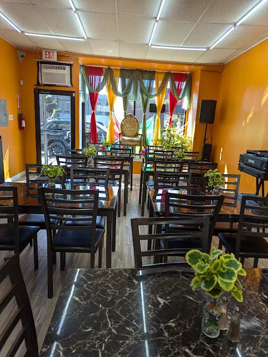 GG Caribbean Restaurant Picture 10