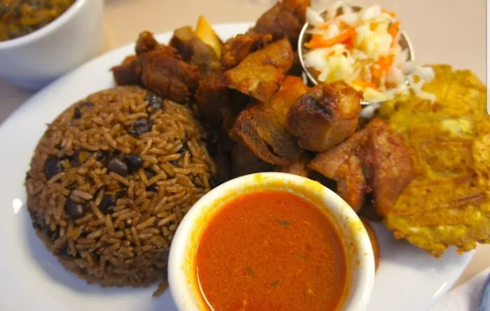 Aly's Restaurant Picture 6