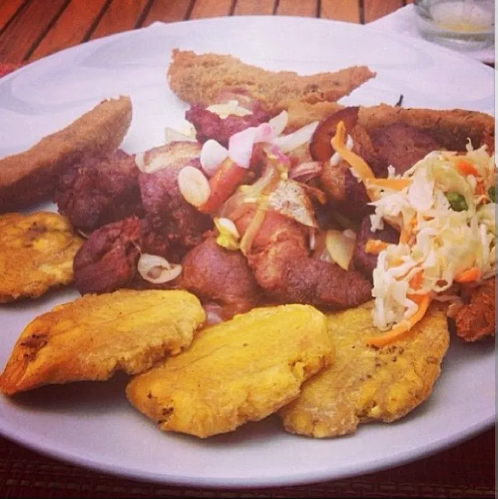 Aly's Restaurant Picture 4