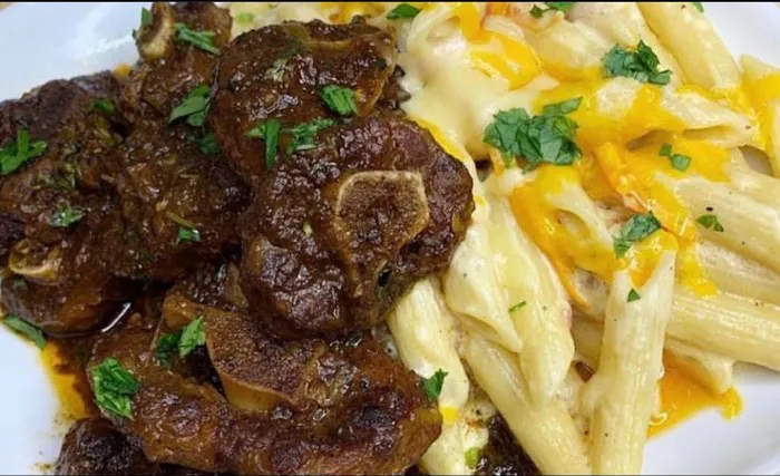 Belly Full Restaurant & Catering Service Picture 6