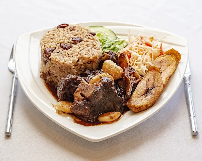 Belly Full Restaurant & Catering Service Picture 4