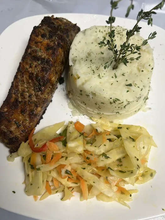 Jamrock Island Cove Restaurant Picture 8