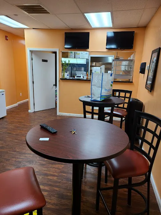 Jewel's Caribbean Cuisine Picture 2