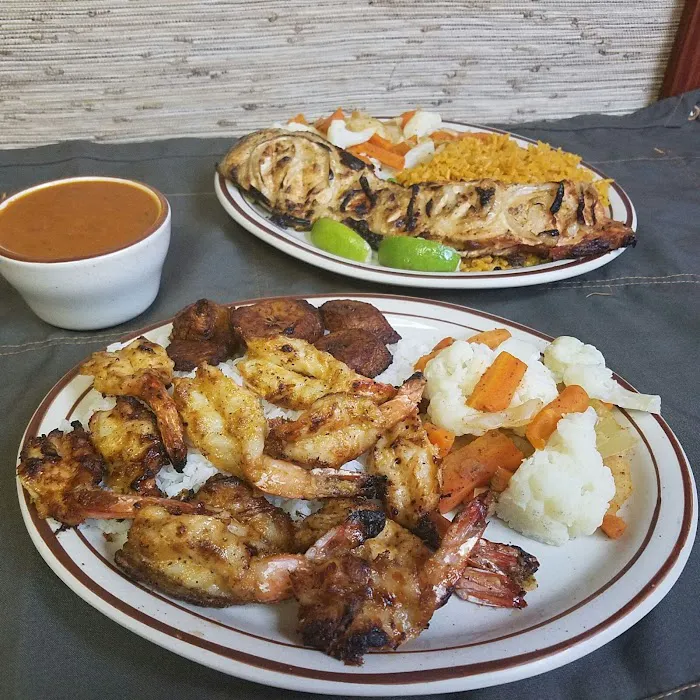 Dominy Restaurant and Bakery Picture 10