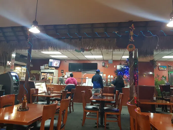 Dominy Restaurant and Bakery Picture 4