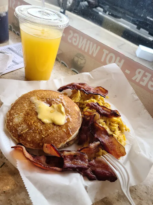 Prados Cheesesteak House and Tacos Picture 9