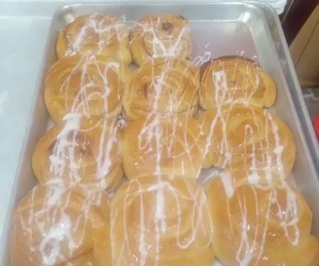 Chavelita's Restaurante y Panaderia