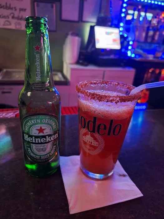 Nuevo Ejecutivo Bar & Lounge Picture 4