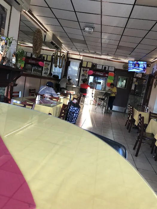 Latino's Restaurant Picture 5