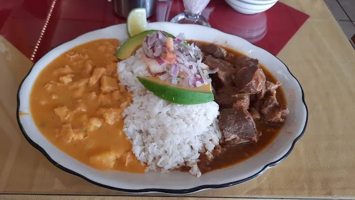 Latino's Restaurant Picture 2