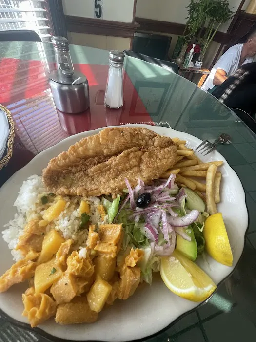 Latino's Restaurant Picture 8