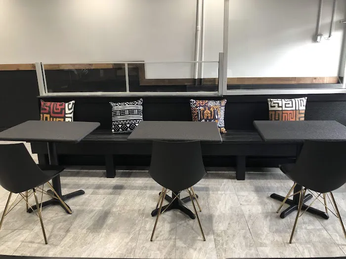 Mzizi Afro-Caribbean Eats Picture 8