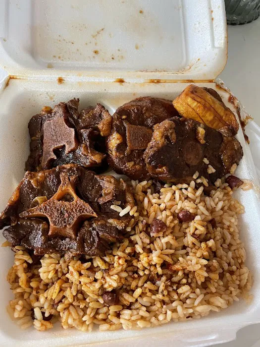 K & D Caribbean Jamaican & American Restaurant Picture 4