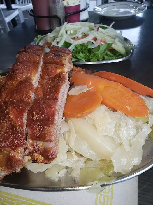 Burnet BBQ #4 Picture 2