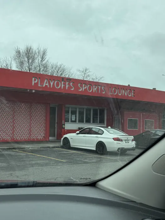 Playoffs Sports Lounge Picture 6