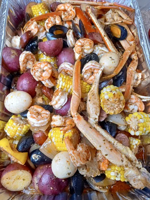 BUTTON'S KITCHEN LLC Picture 4