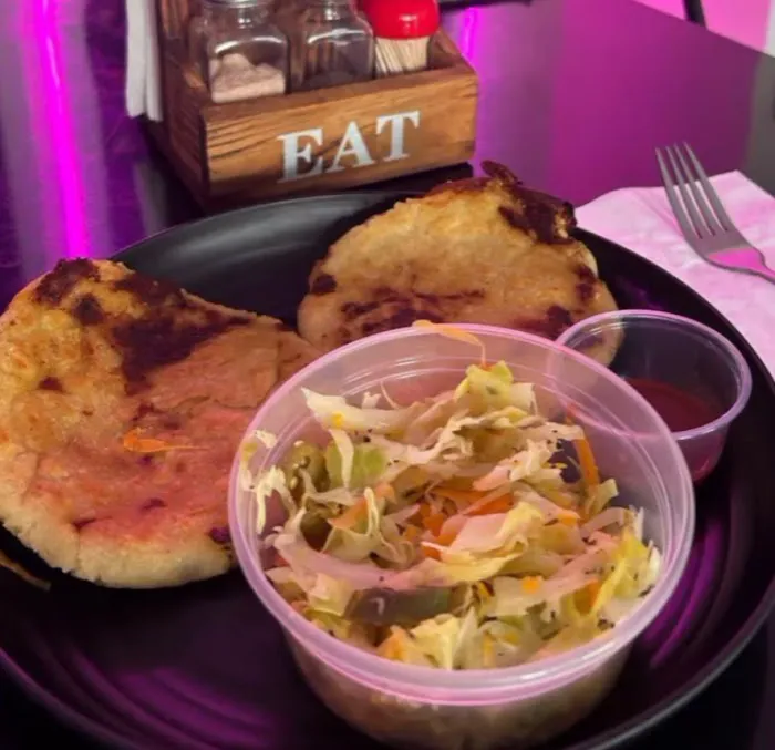 BRENDALYN RD RESTAURANT Picture 7