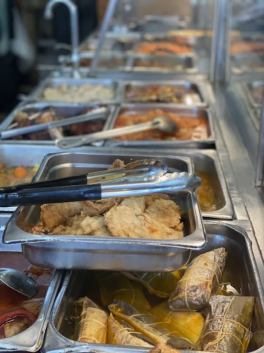 La Parada Dominicana/Santo Domingo Stop Restaurant Picture 9