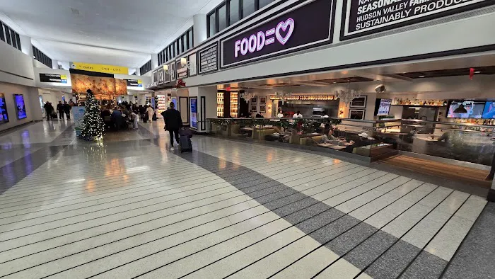 Vanguard Kitchen Picture 2