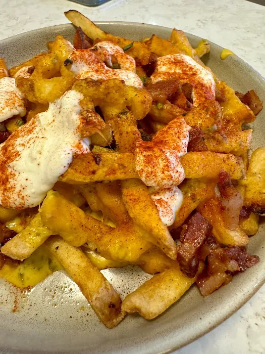 Victory Grille Picture 1