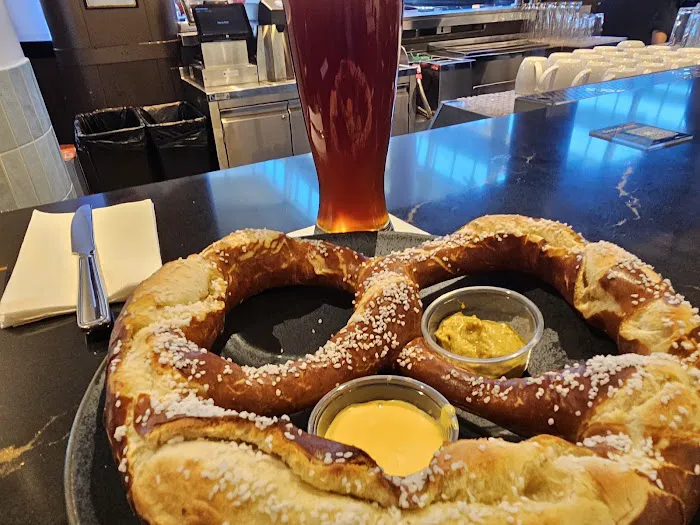 Victory Grille Picture 2