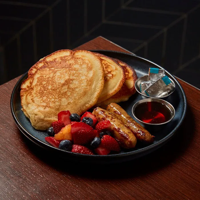 Victory Grille Picture 6